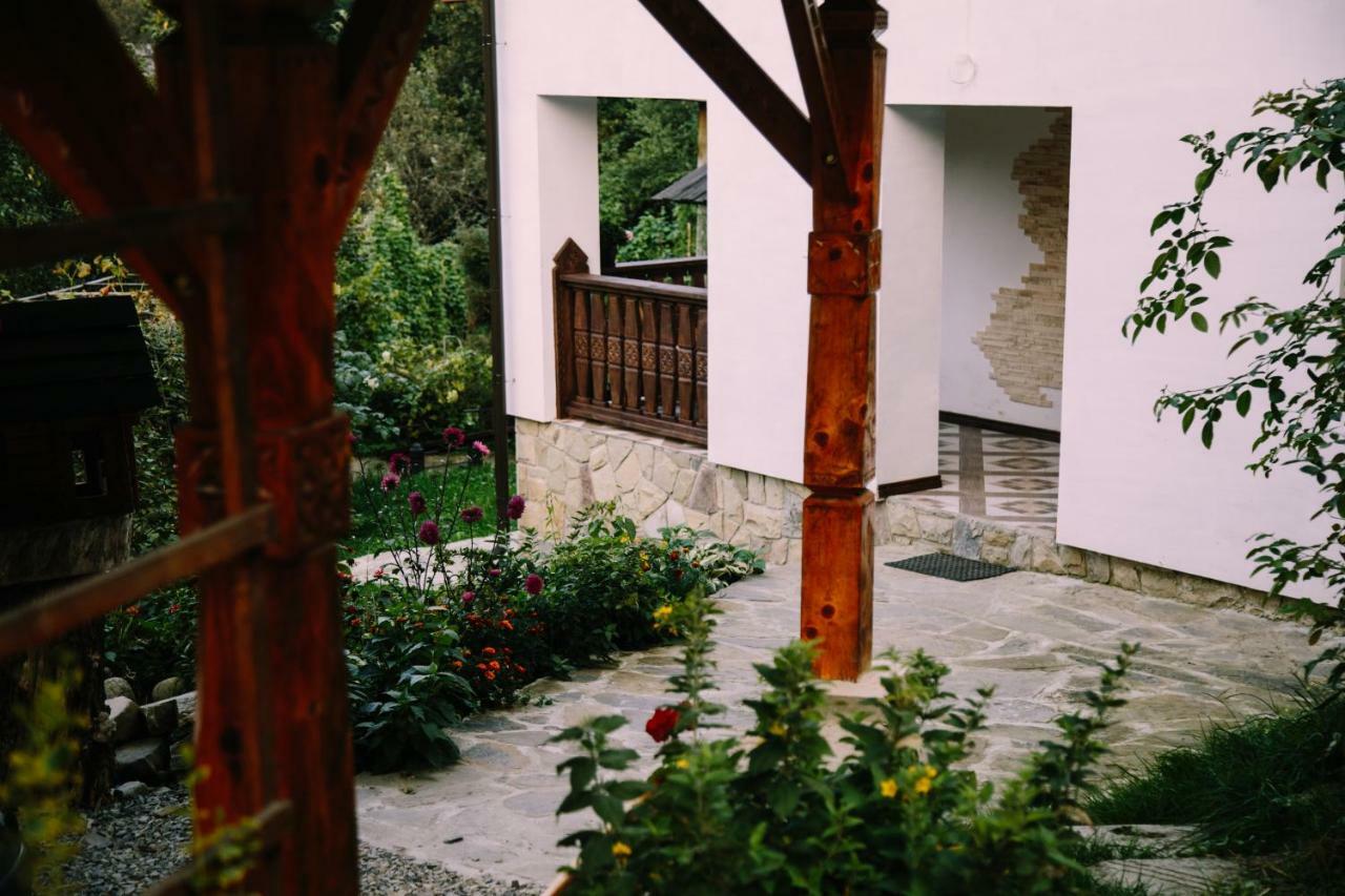 Котедж "Солард" Yaremche Exterior photo